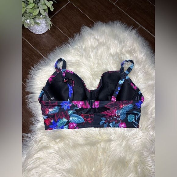 Torrid Mystical Forest Floral-Black swim top only sz 1X DD/DDD - Picture 5 of 7